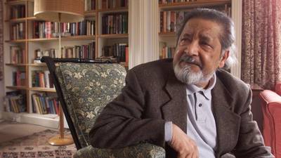 VS Naipaul, who chronicled unravelling of British Empire, dies aged 85