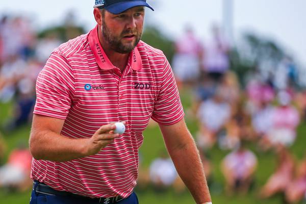 Marc Leishman fires career-low 61 to lead at Trinity Forest