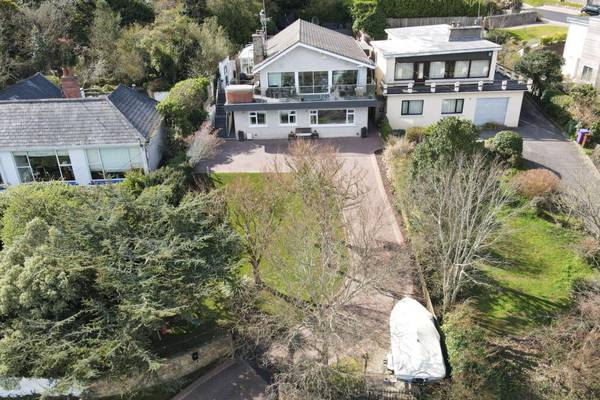 Hot-tub summer nights on the deck in Howth for €1.29m