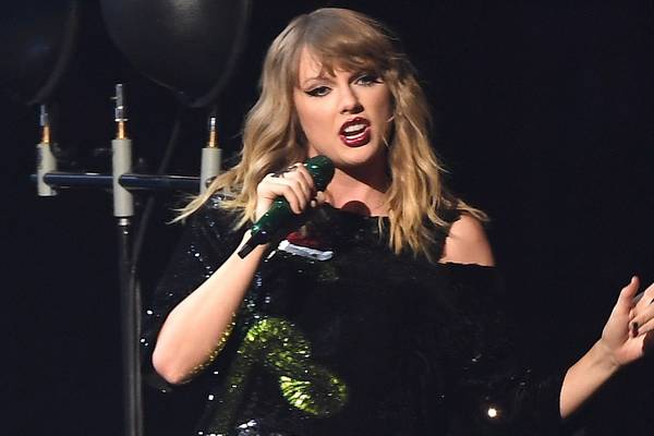 Man arrested at Taylor Swift’s house with a ‘knife and rope’