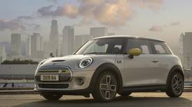 Minis’s first electric hits Ireland priced from €27,765