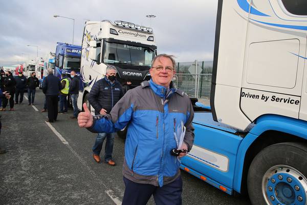 Brexit checks will bring trade to standstill and threaten economy, Irish truckers say