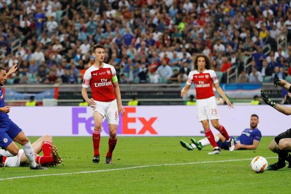 Eden Hazard sparkles as Chelsea crush Arsenal in Baku