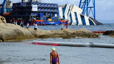 Salvagers aim to refloat and tow Costa Concordia in June