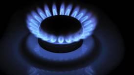 Wholesale natural gas prices fall 27% in 2014