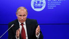 Kremlin signs economic union treaty with former Soviet states