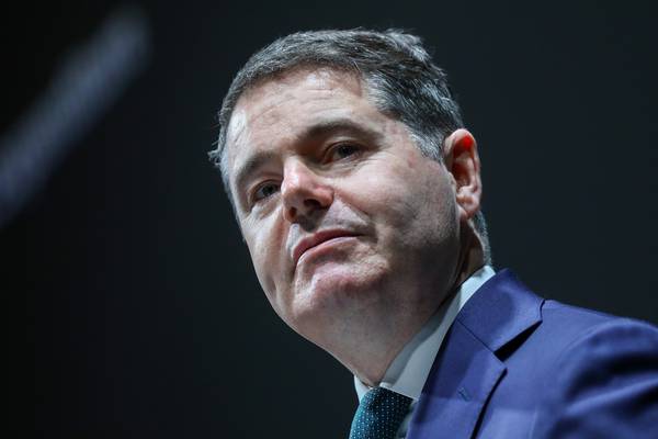 Paschal Donohoe rules himself out of leading Fine Gael