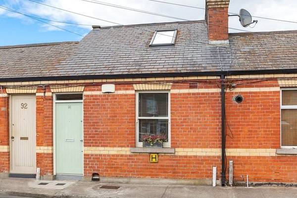 What sold for around €420k in Ringsend and Dún Laoghaire