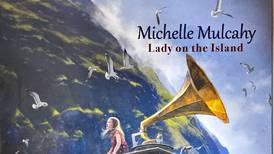 Michelle Mulcahy: Lady on the Island – Beautiful solo harp collection