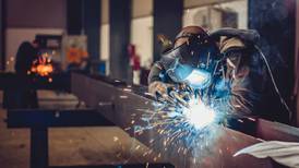Plumbers, fitters, welders vote for industrial action if pay is cut