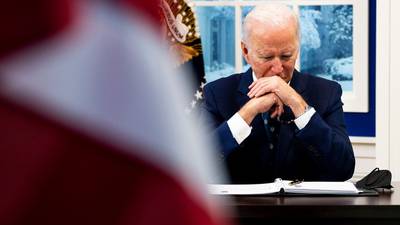 Biden considers deploying thousands of troops to eastern Europe, officials say