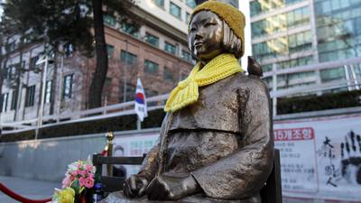 South Korea, Japan agree to  resolve ‘comfort women’ issue