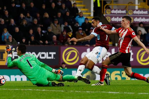 Burnley continue fine home form to dump Sunderland out of FA Cup