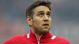 Former Wales captain Ryan Jones retires with immediate effect