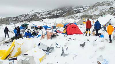‘Monstrous sound’ on Everest was quake avalanche crashing down