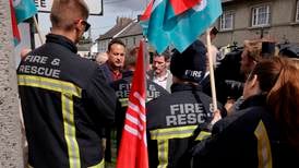 Firefighters warn Taoiseach strike will escalate and lives could be put at risk if dispute not resolved