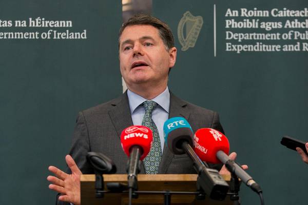 David McWilliams: Rural broadband plan is a gift of billions to private firm