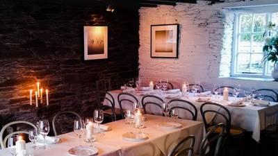Restaurant review: Love at first bite in Mews, Baltimore