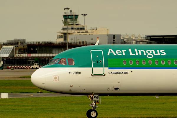 Passenger charged over assaulting Aer Lingus air steward