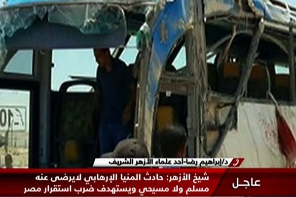 Gunmen kill 28 in attack on Coptic Christians in Egypt