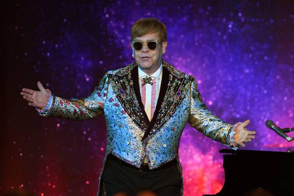 Elton John to retire from touring . . . with 300-date world tour