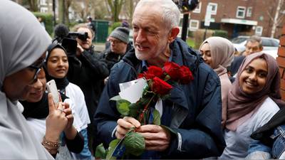 Corbyn hit in head with egg during London mosque visit