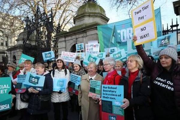 Unions differ in response to HSE’s agreement to attend talks on voluntary health sector dispute