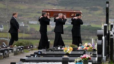 A quiet funeral for a brave man the big boys could not bury