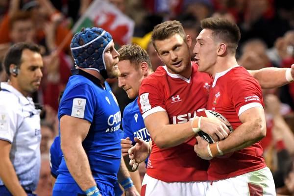 Wales kick Six Nations off with five try win over Italy