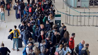 Dublin Airport delays: Use of Army personnel to ease pressure discussed