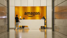 Amazon reports quarterly revenue above estimates