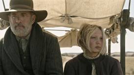 News of the World: Tom Hanks is good. But he’s not the best actor in this Netflix western