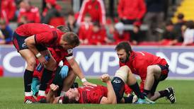 Munster’s Tommy O’Donnell suffers suspected broken leg