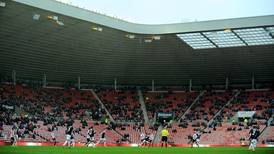 Sunderland into last eight of FA Cup