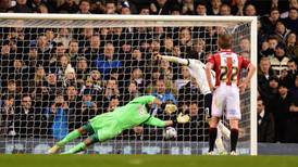 Tottenham finally blunt Blades thanks to Andros Townsend penalty