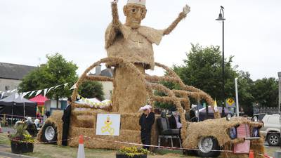 Giant scarecrow in image of Pope triumphs at Durrow festival