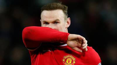 Wayne Rooney knocked out by Phil Bardsley in kitchen boxing match