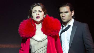 Review: La traviata