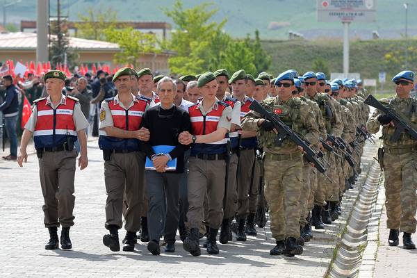 Suspected coup plotters paraded in Turkey ahead of trial