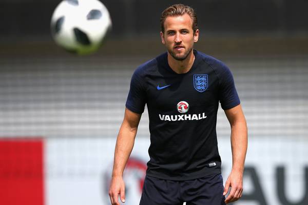 Harry Kane commits to Tottenham with new six-year deal
