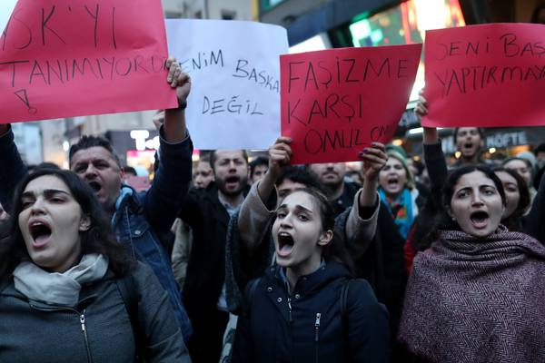 Turkish opposition wants referendum result  annulled