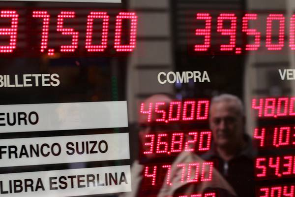 Argentina turmoil batters big names in bond market