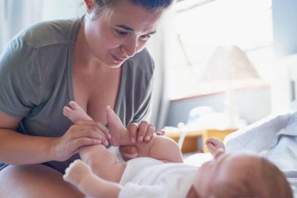 TDs call on Government to extend maternity leave benefits