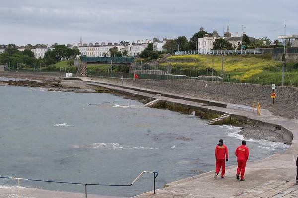 Young children warned not to play in sand at Dublin beaches after sewerage overflow