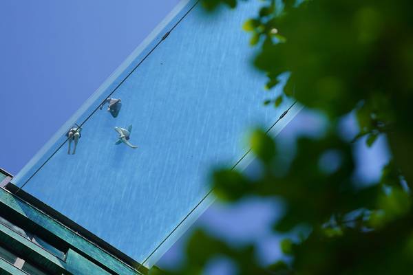 Irish-built Sky Pool a ‘world first’: 10 storeys up, transparent, and hanging between two high-rises