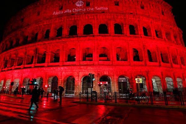 Colosseum lit red in solidarity with persecuted Christians