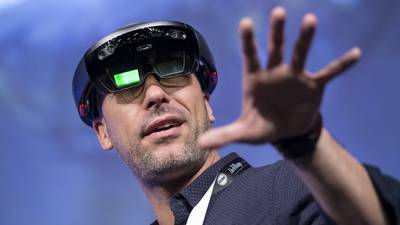 Apple and Facebook join  augmented reality race