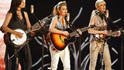 Dixie Chicks drop Dixie from name over slavery links