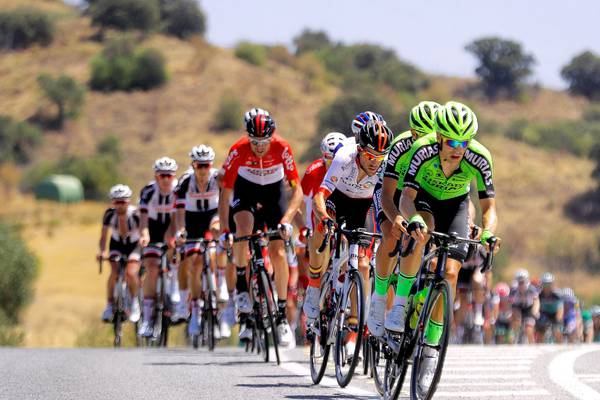 Nicolas Roche moves up one place in Vuelta a España