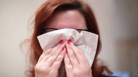 Do not take antibiotics for colds or flu, pharmacy union warn